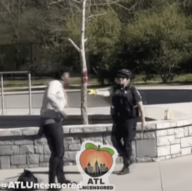 Atlanta-police-tased-17-year-old-teen-for-vaping-in-skate-park