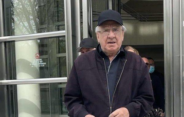 Anthony “Rom” Romanello, 84 walking out of court after assault